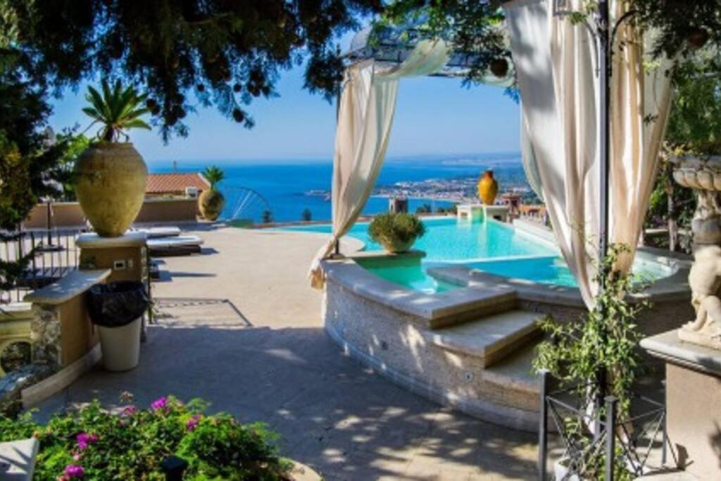 Atelier Taormina Spacious Guesthouse With Pool Eksteriør billede